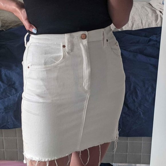Aritzia White Jean Skirt - Picture 2 of 4